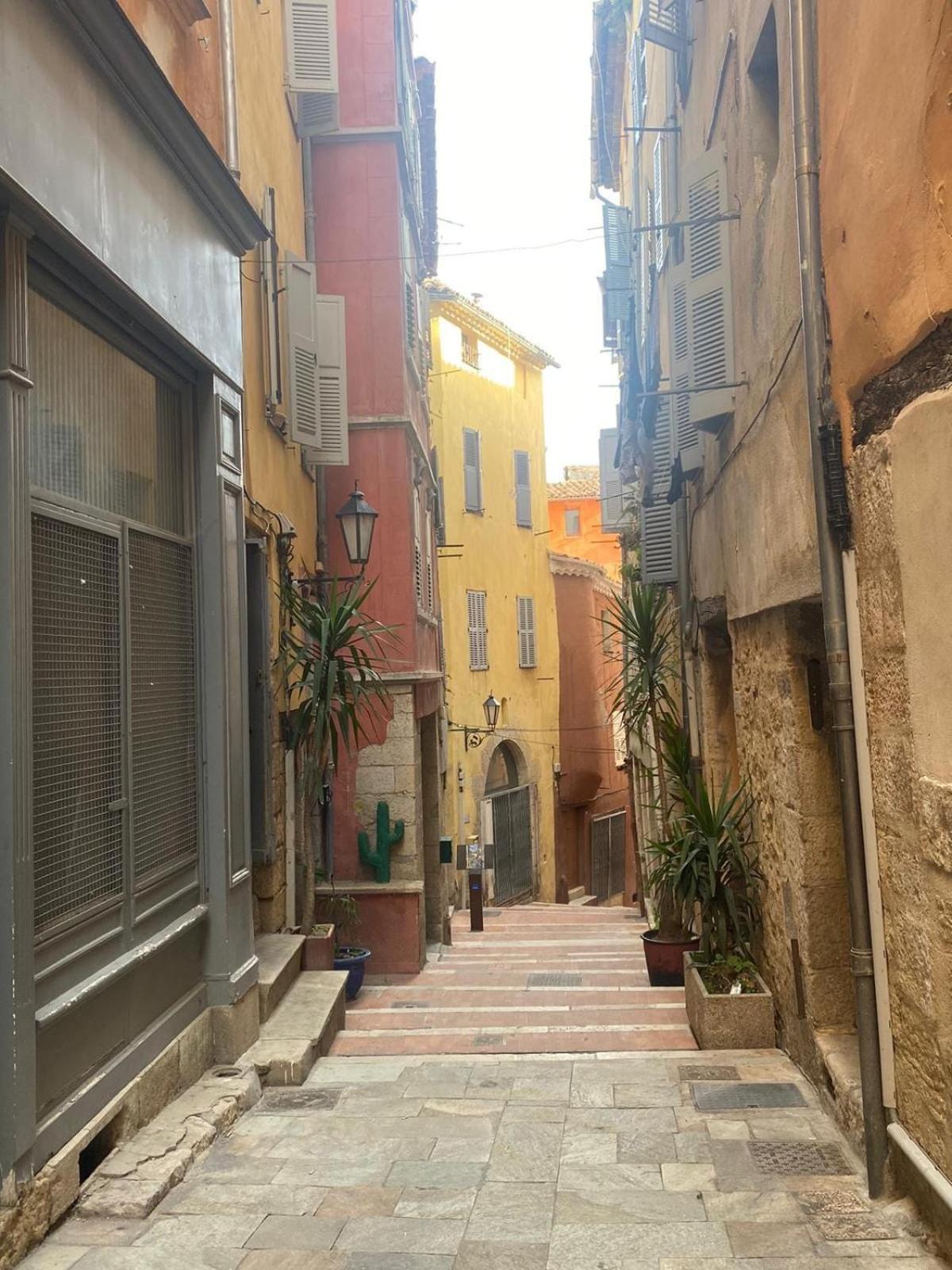 Coquet Coeur De Apartment